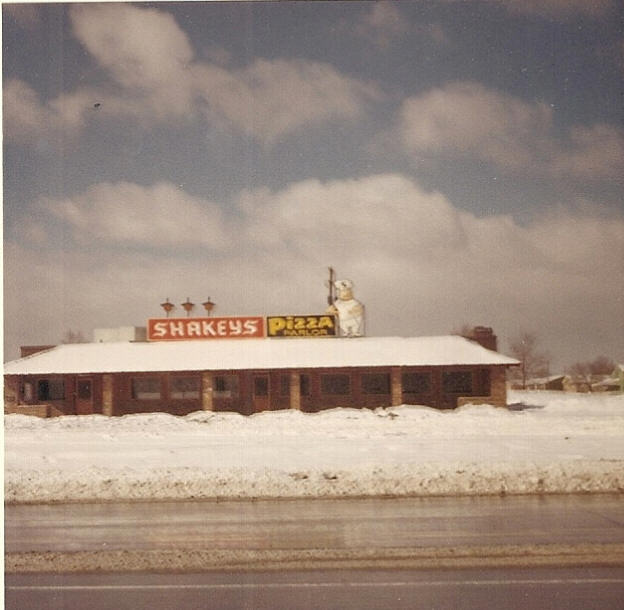 Whitehall, OH: Shakey's Pizza Parlor, 401 S. Hamilton Road, (early 70's)
