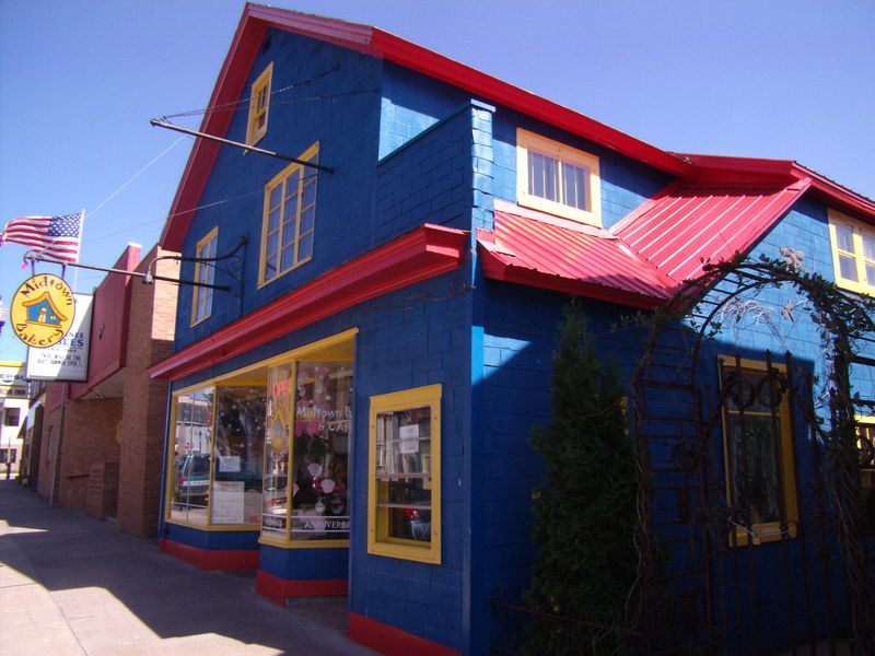 Negaunee, MI: Midtown Bakery & Cafe