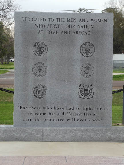 Anahuac, TX: Veteran's Memorial