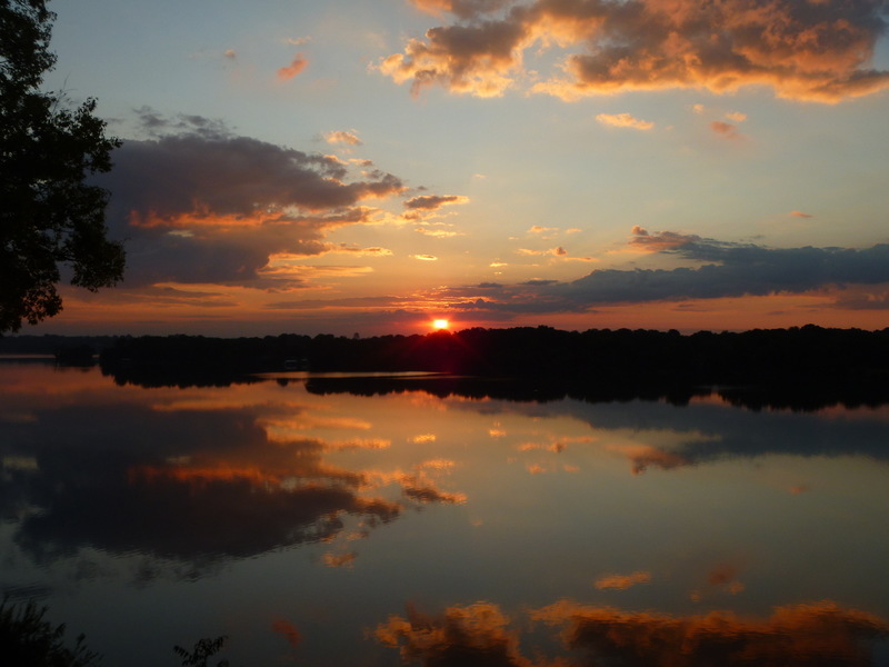 Hendersonville, TN: Old Hickory Lake Sunrise