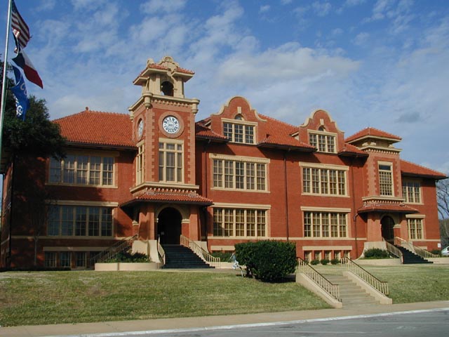 Brenham, TX: Old Main Building, Blinn College