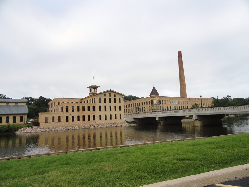 Carpentersville, IL: The Factories of old town
