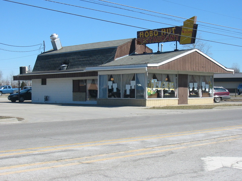 Batesville, IN: HOBO HUT restaurant in Batesville Indiana