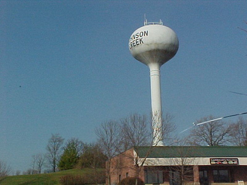 Johnson Creek, WI: A CHANGE OF COLOR FOR THE WATER TOWER