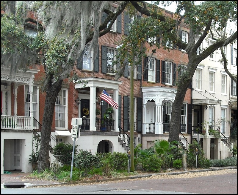 Savannah, GA: Row Homes in Historic Savannah Georgia