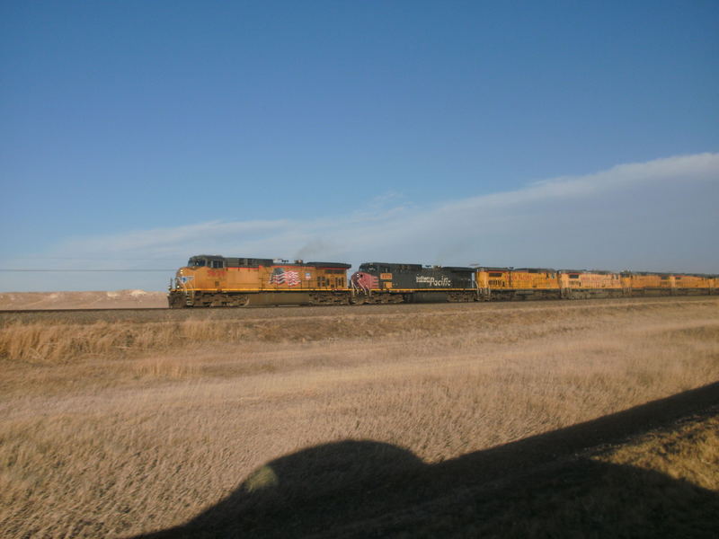 Sidney, NE: Train tracks on North side of town