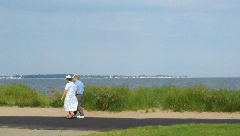 West Haven, CT: A Midday Stroll