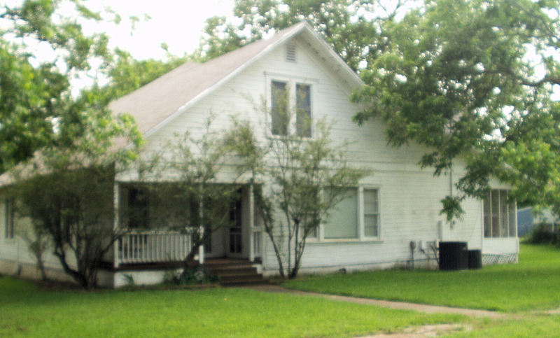 Abbott, TX: Willie Nelson's house in Abbbott Texas
