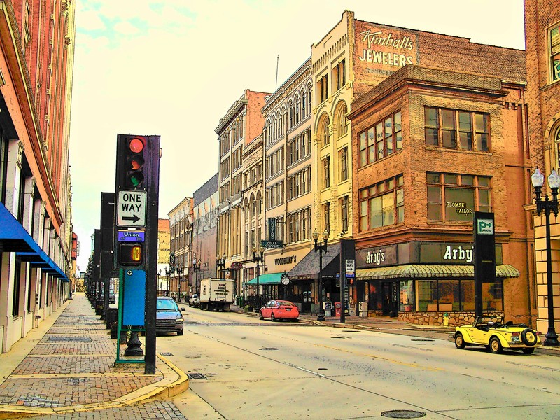 Knoxville, IA: Gay Street
