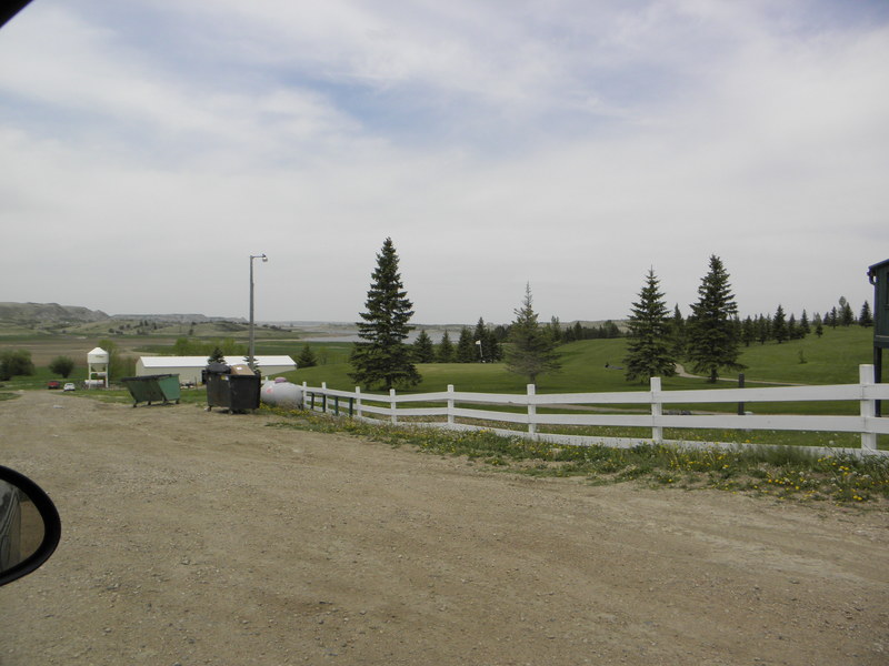 New Town, ND : Edgewater Country Club - w/ Lake Sakakawea in the ...