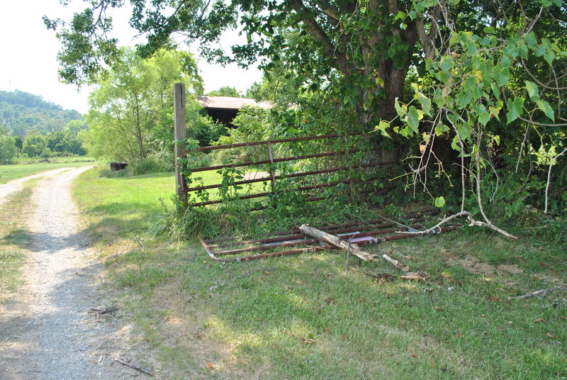 Belpre, OH: Grandparents field