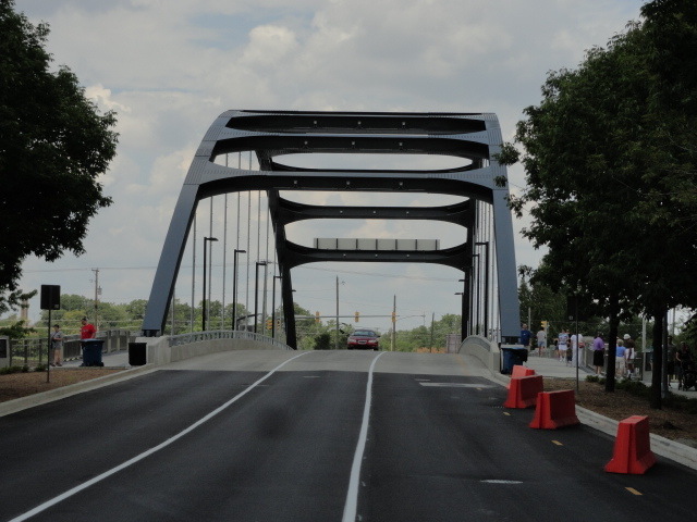 Fort Wayne, IN: The new MLK Memorial Bridge ded 2012