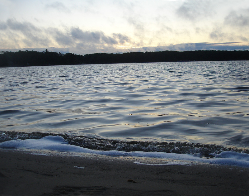 Twin Lake, MI: Picture of twin lake