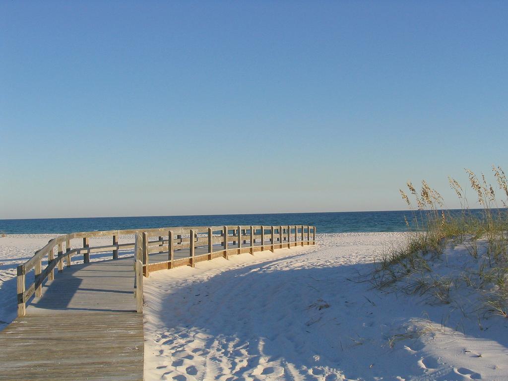 Fort Walton Beach, FL: A path to paradise