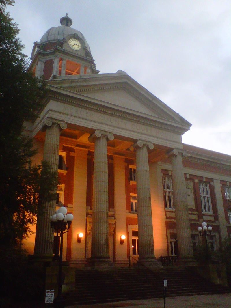 Mercer, PA: Courthouse in Mercer, PA