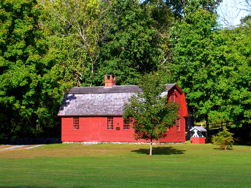 Waterford, CT: Jordan Village Green