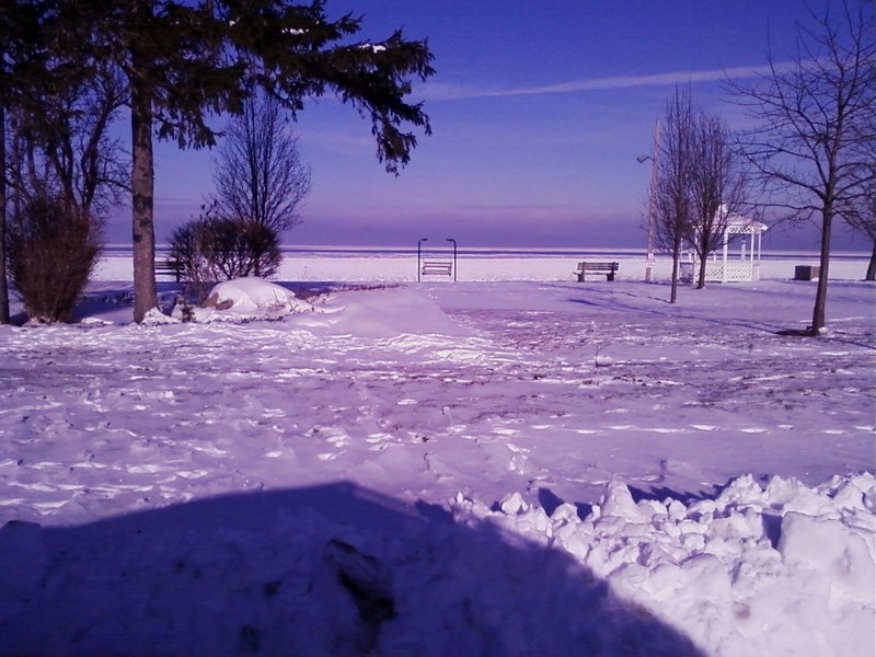Willowick, OH: Willowick City Park - View of Lake Erie in Winter