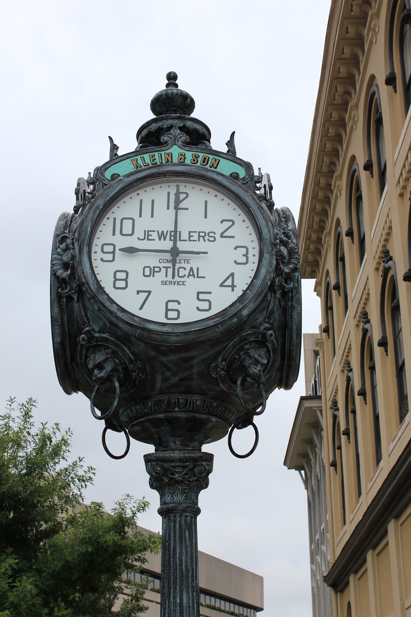 Montgomery, AL: An old time fixture in downtown Montgomery. "A Great Time To Visit"