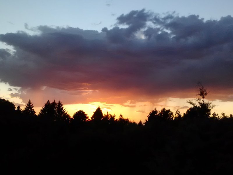 East Millcreek, UT: Picture of Sunday Sunset.