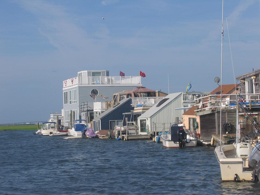 Northfield, NJ: Picture of houseboats and floating homes on Dock Channel in Northfield, NJ 08225