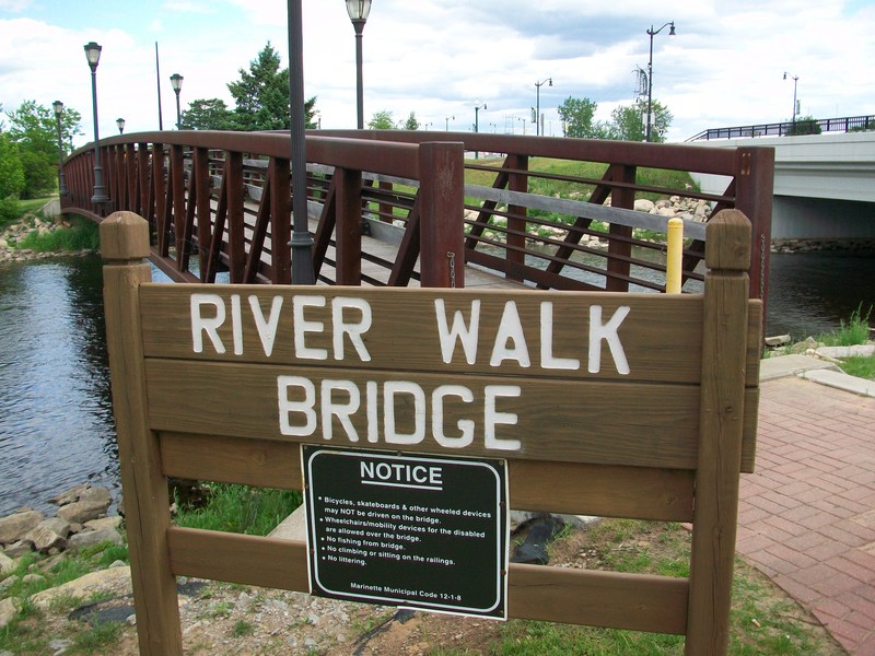 Marinette, WI: River Walk Bridge