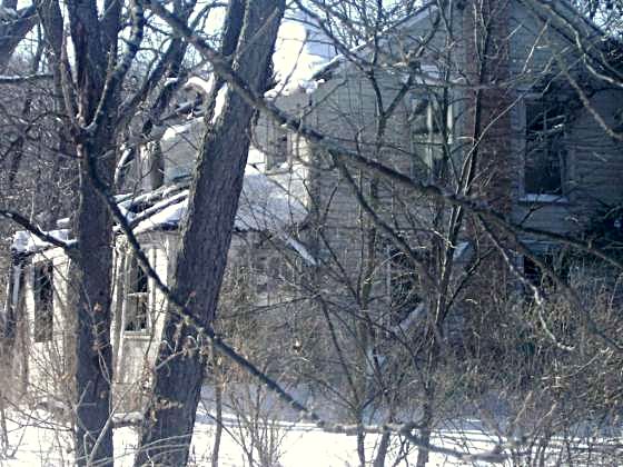 Lake Geneva, WI: Long-abandoned house at 1200 Geneva National Ave. S., Lake Geneva, 2007.