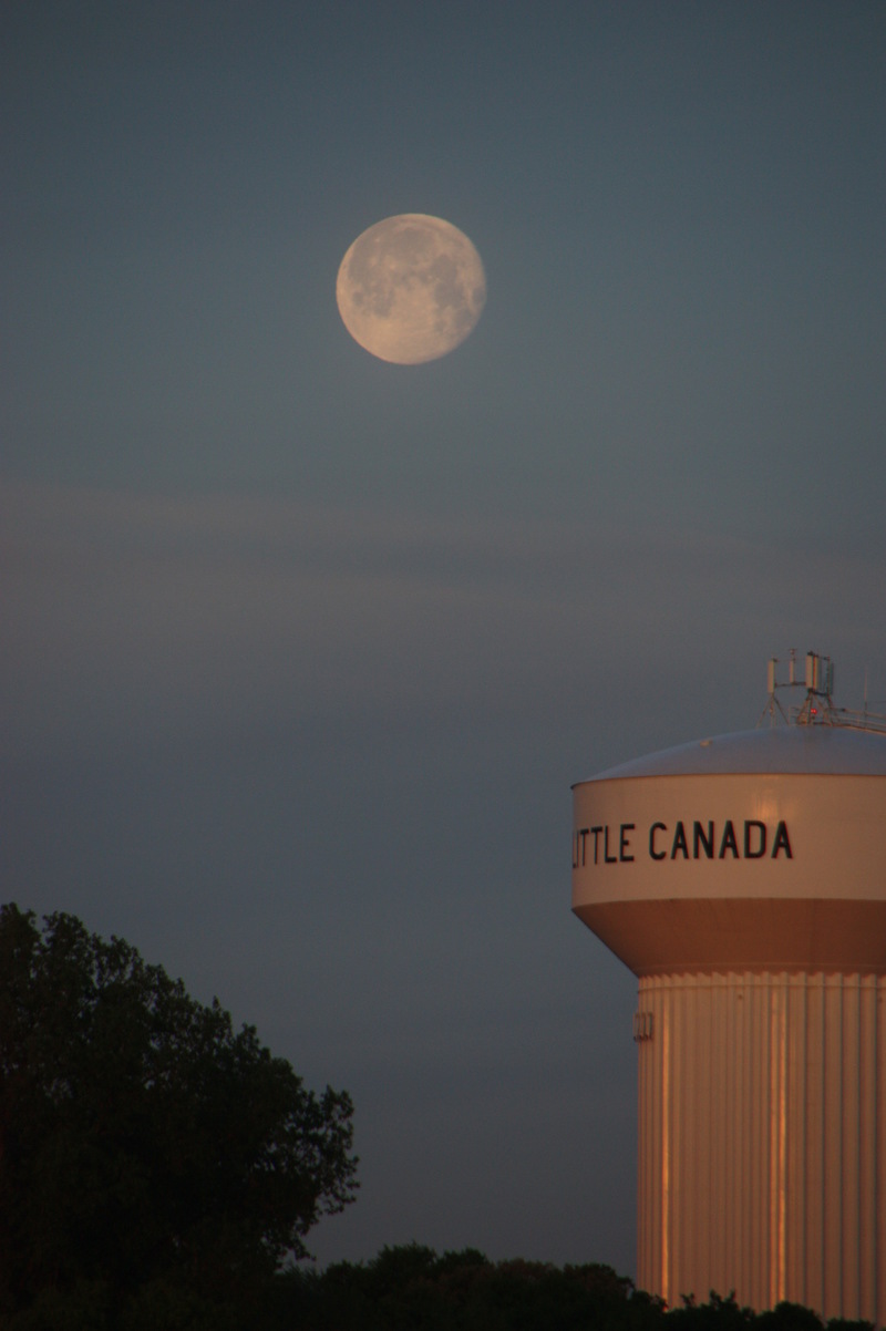 Little Canada, MN: Full Moon and Little Canada Water Tower May 2012