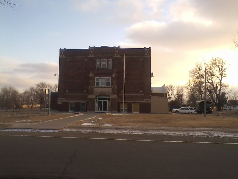 Delmont, SD: The old Delmont School