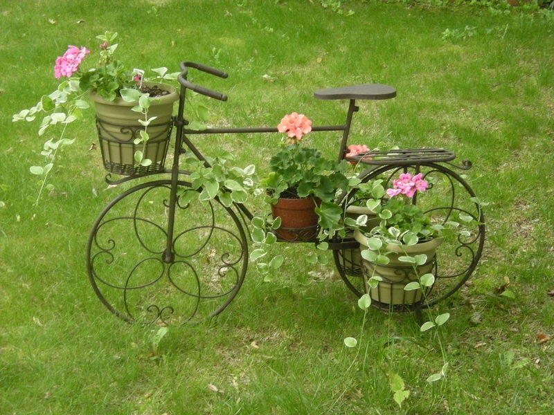 Milford, NJ: Bike in Springtime