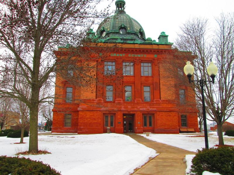 Lancaster, WI: Grant County Couthouse