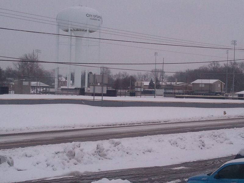 Eaton, OH: just anothwr snowy day..lol