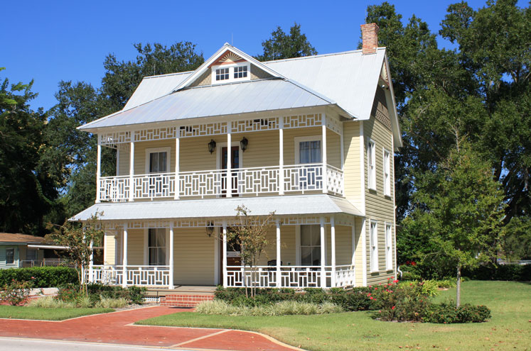 Longwood, FL : Clouser House, c. 1885, built by James Clouser, a master ...