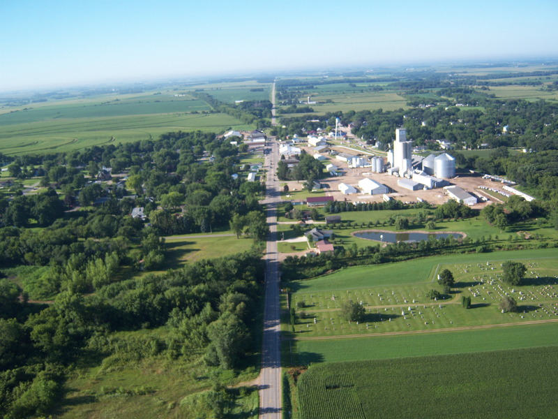 Alta Vista, IA: view of Alta Vista from south