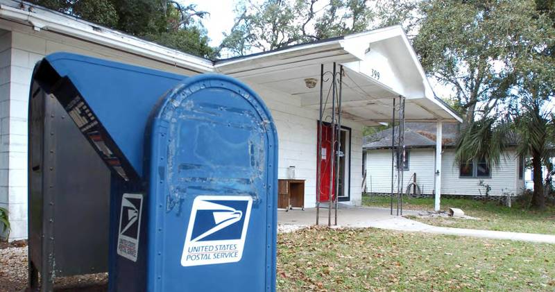 Masaryktown, FL: The Masaryktown Post Office "NO LONGER HERE"