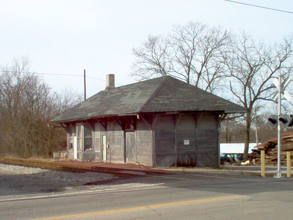 Leesburg, OH: Old train depot