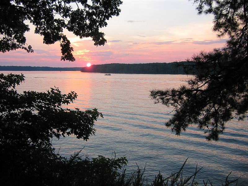 Mount Ida, AR: Sunset on Lake Ouachita