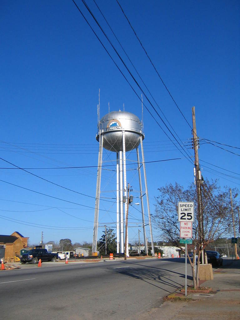 Americus, GA: City water tower - Americus, Georgia