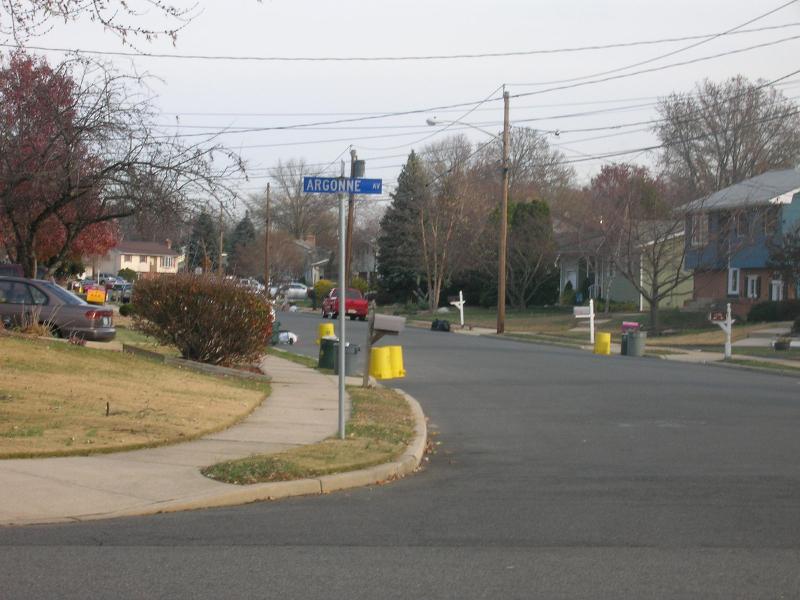 Yardville-Groveville, NJ: Argonne Ave in Yardville