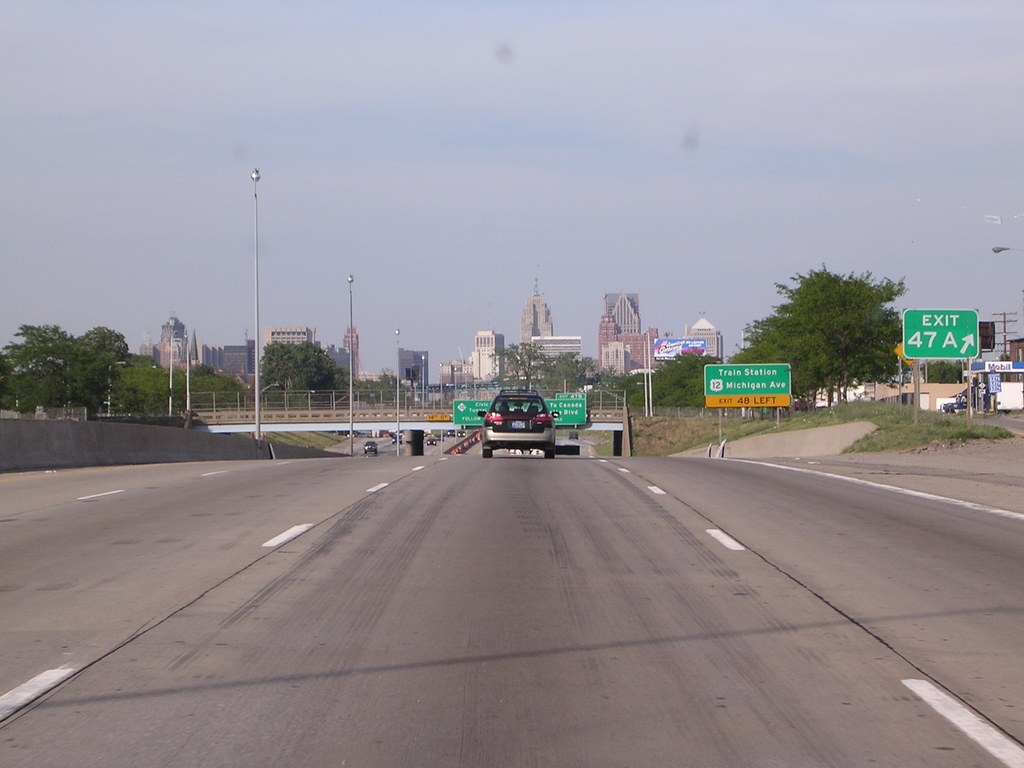 Detroit, MI: Downtown Detriot from I-75 Northbound near Michigan Av. exit