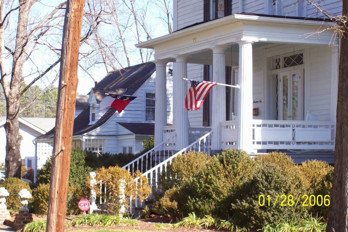 Warrenton, NC: Residential screetscape