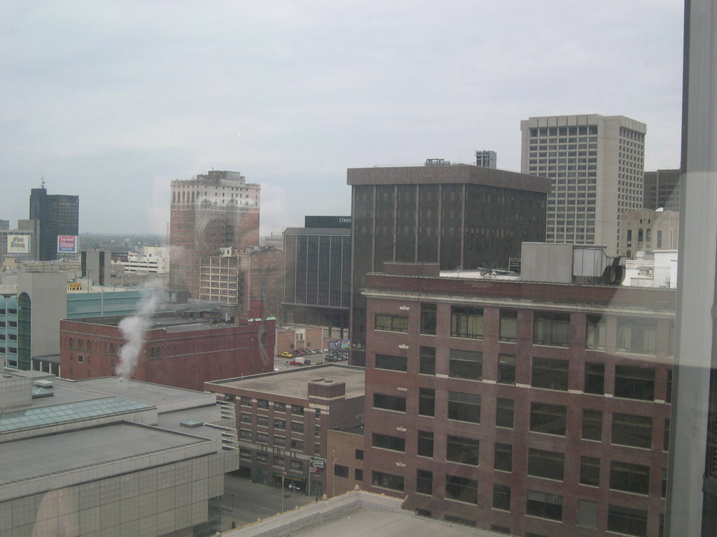 Detroit, MI: Nice view of Detroit from the Hotel Pontchartrain.