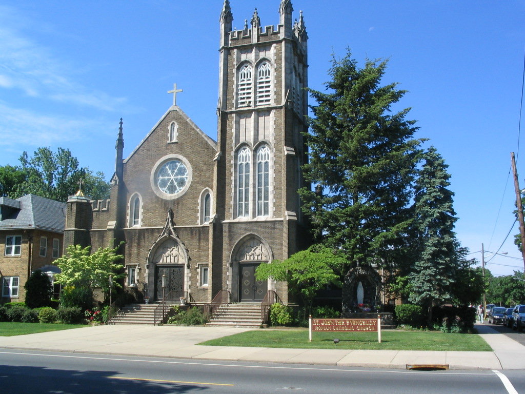 Dunellen, NJ: St. John The Evangelist RC Church on Washington Avenue, Dunellen, NJ