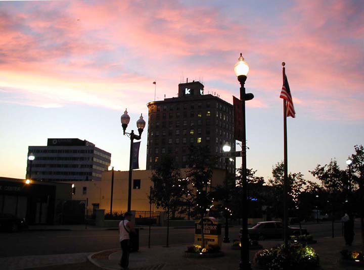 New Rochelle, NY: Sunset in New Rochelle's Downtown