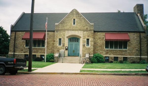Midland, PA: Carnegie Library, August 2004