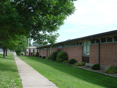 New London, IA: Clark Elementary School