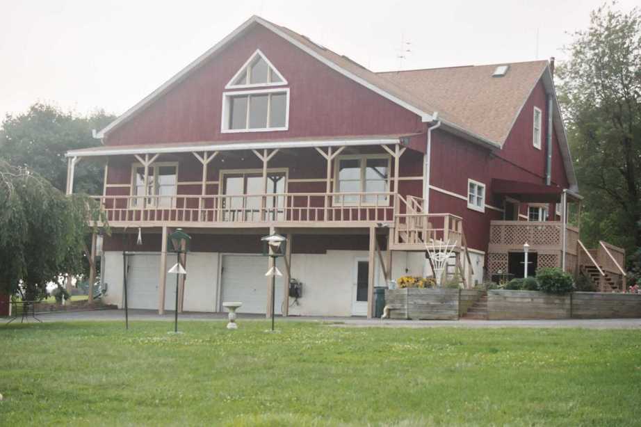 New Oxford, PA: converted barn in oxford