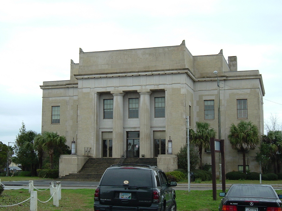 Apalachicola, FL: Franklin County Courthouse