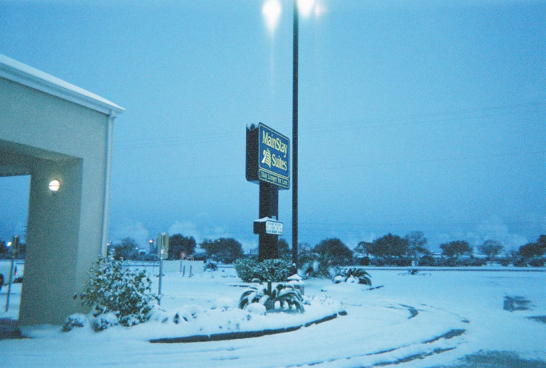 Clute, TX: White christmas 2004