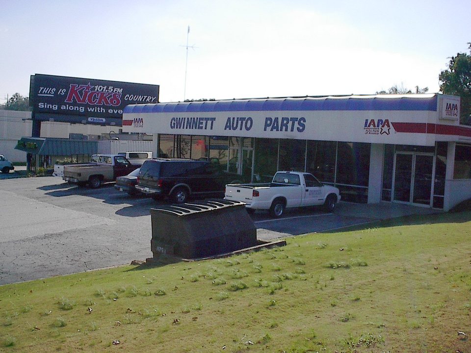 Lilburn, GA: Lilburn Parts Store