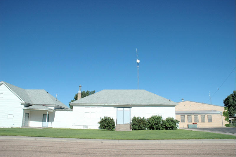 Wiggins, CO: school